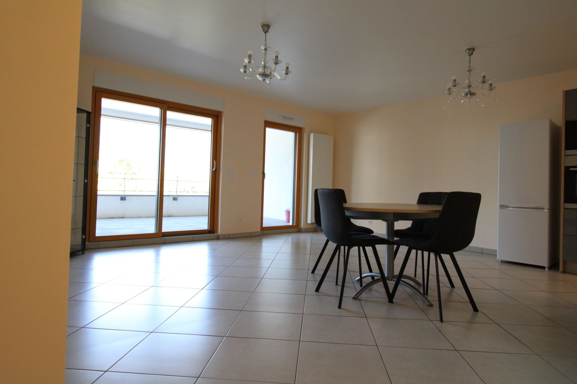 apartamento 4 Quartos para aluguer sobre Aix-les-Bains (73100)