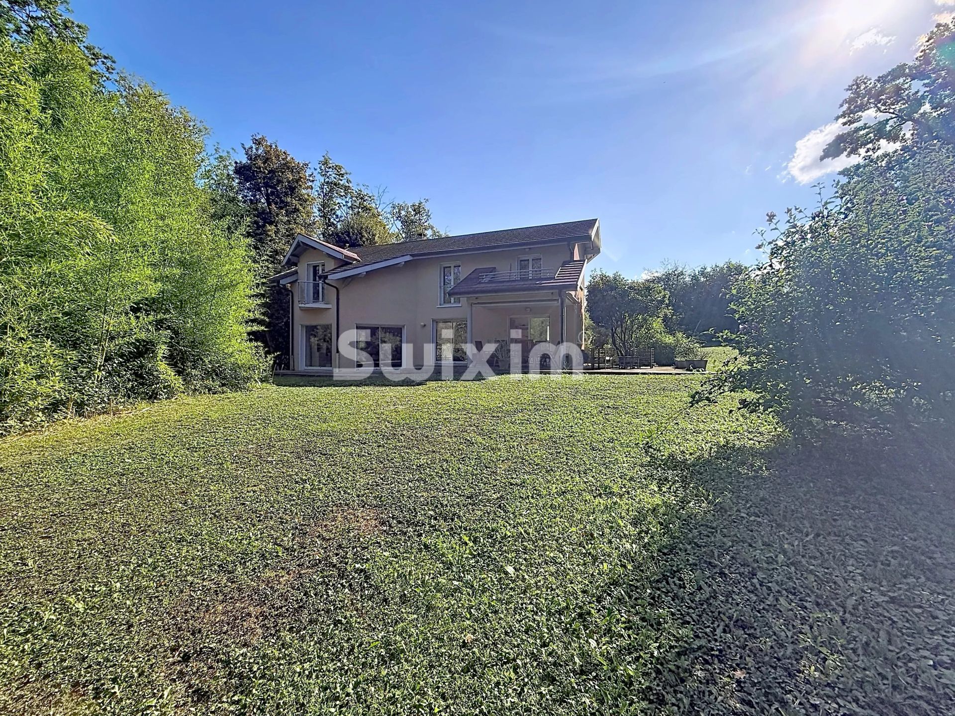 house 6 Rooms for sale on Messery (74140)