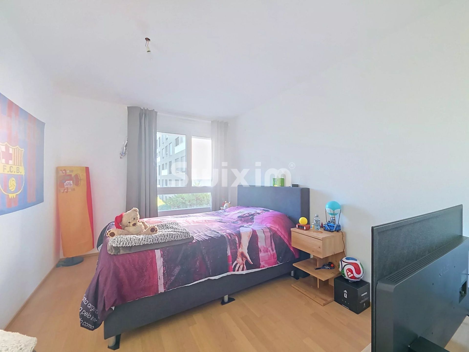 apartment 5 Rooms for sale on Onex (1213)