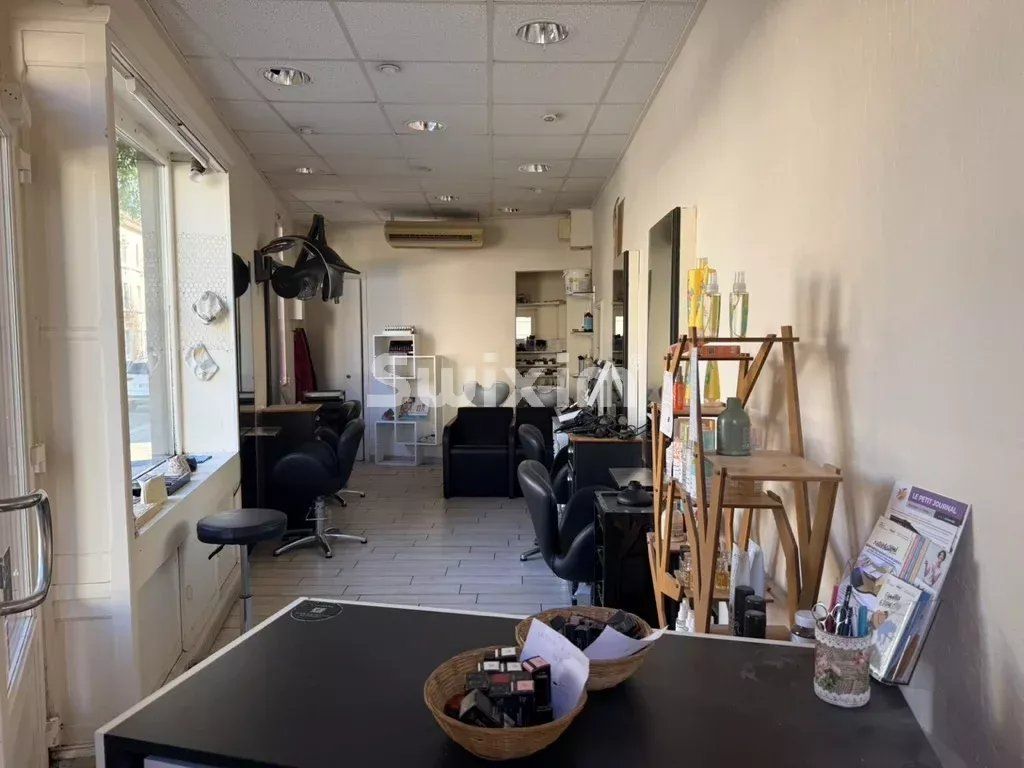 commerce 4 Pièces en location sur Bourg-en-Bresse (01000)