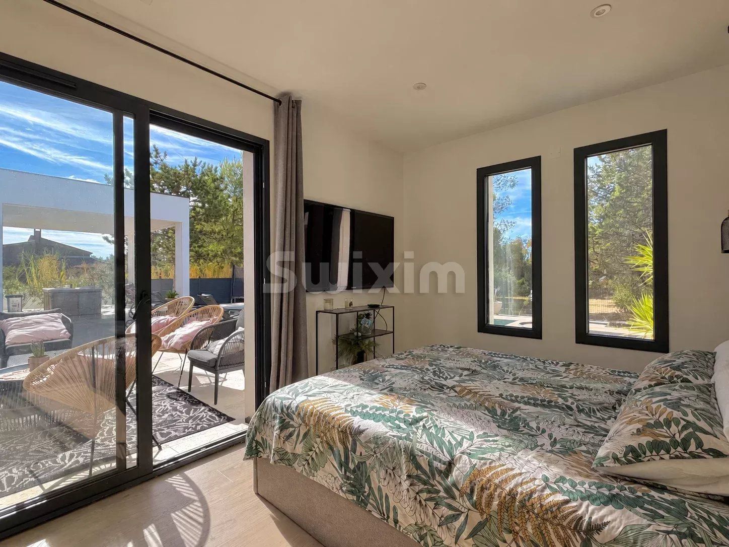 villa 7 Rooms for sale on Bagard (30140)