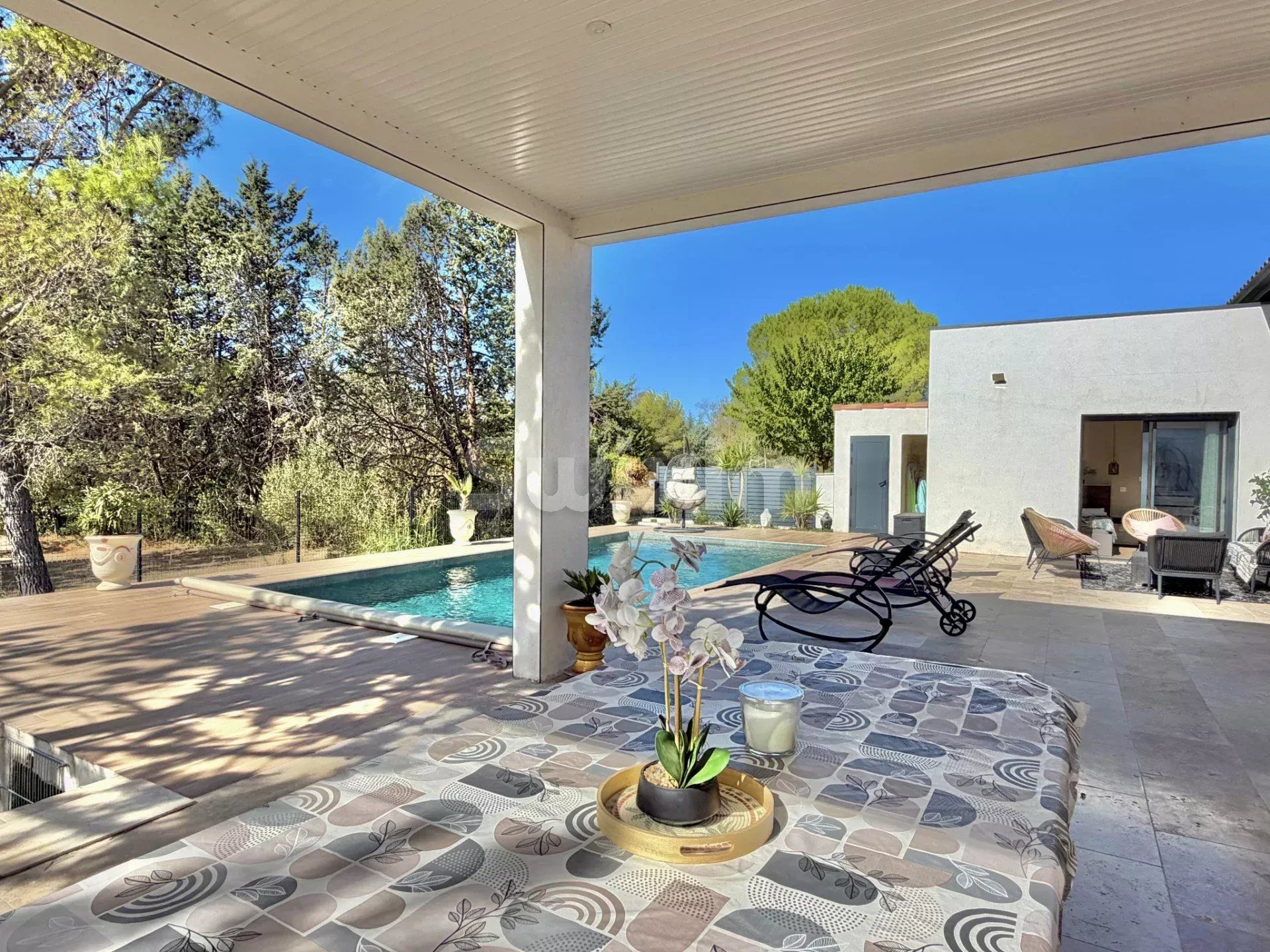 villa 7 Rooms for sale on Bagard (30140)