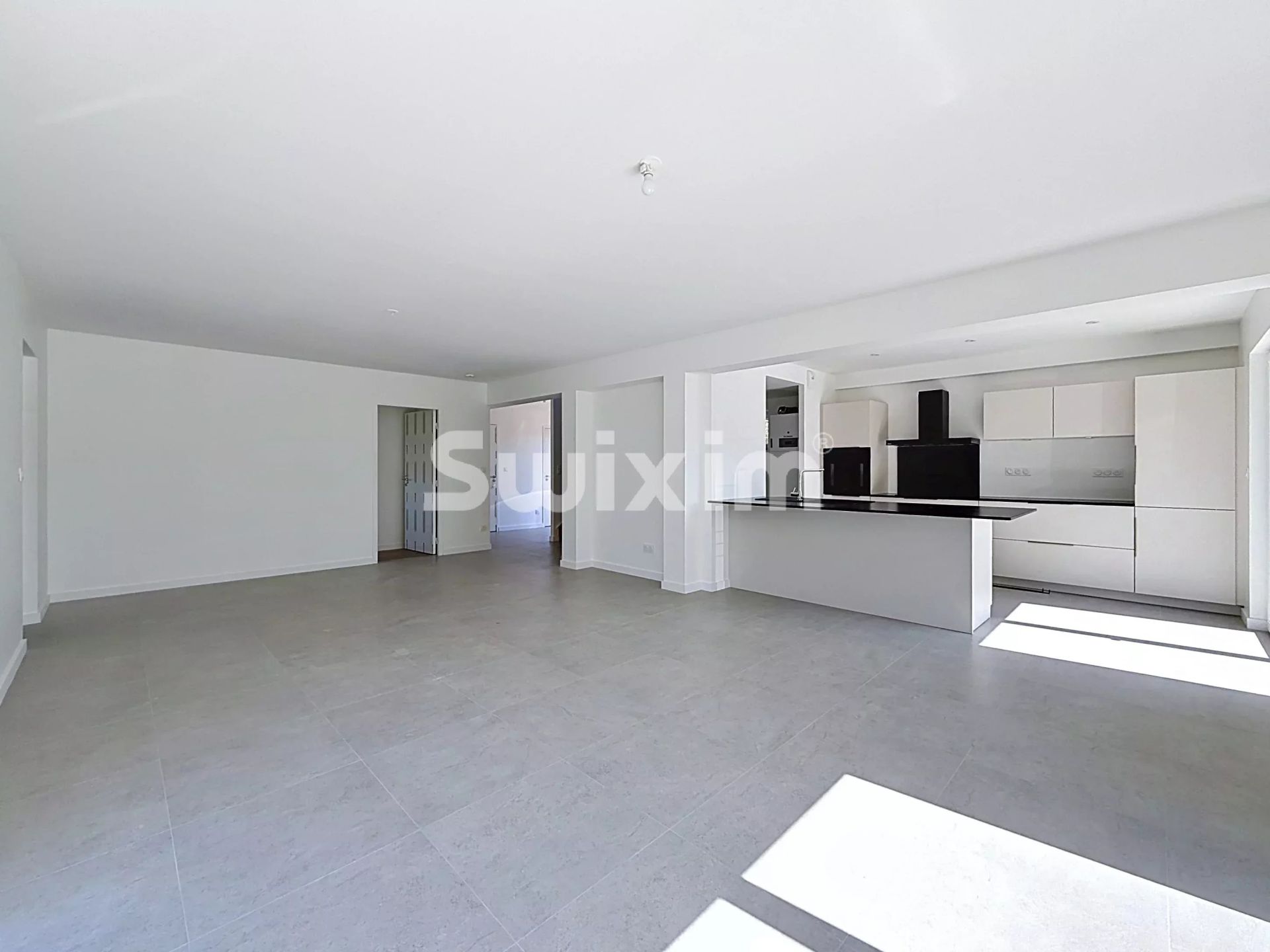 maison 6 Pièces en vente sur Saint-Genis-Pouilly (01630)