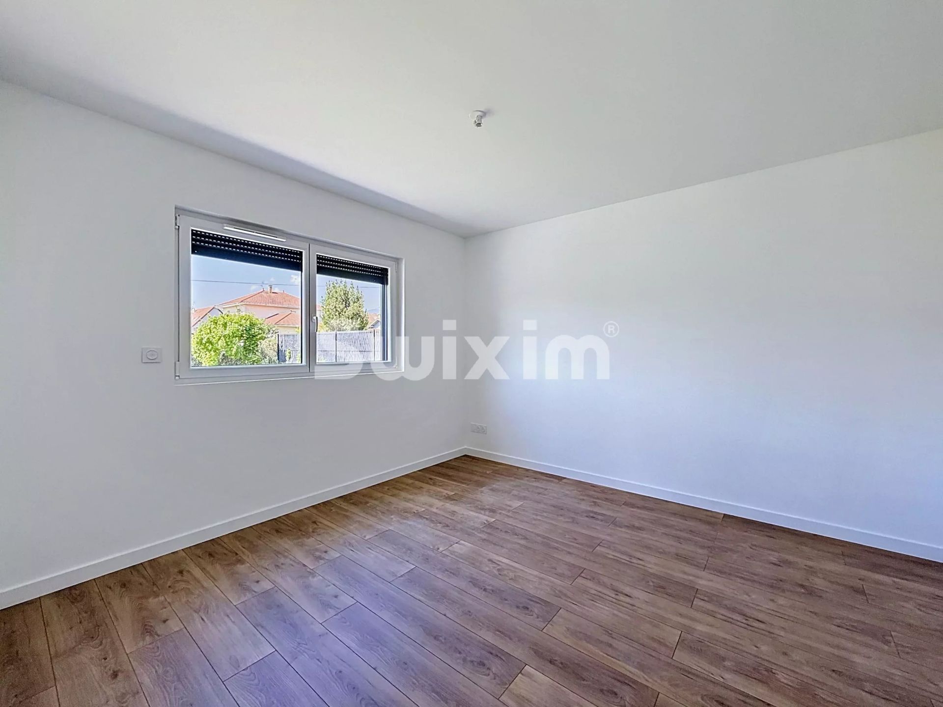 maison 6 Pièces en vente sur Saint-Genis-Pouilly (01630)
