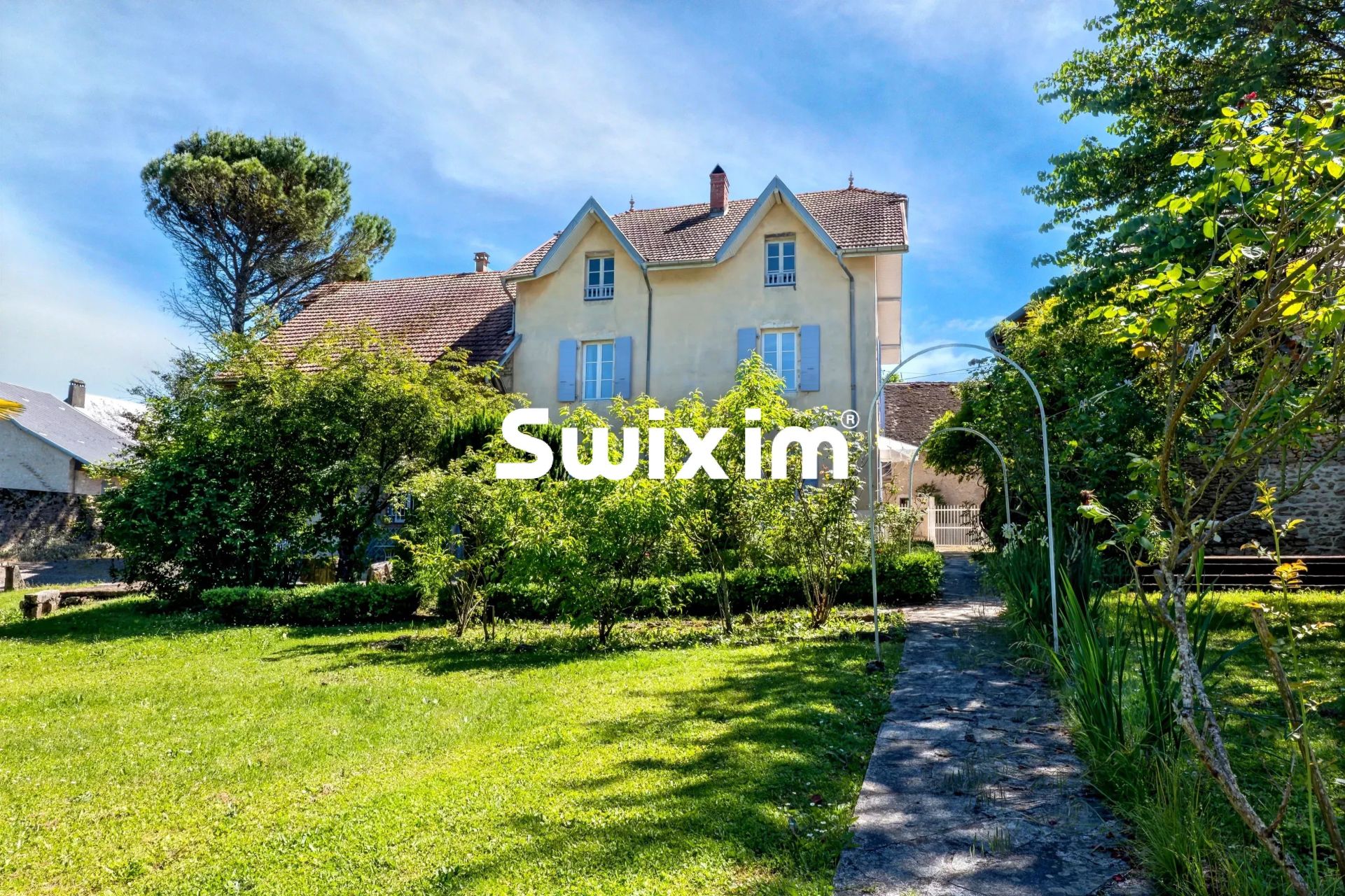 maison 10 Pièces en vente sur Ceyzérieu (01350)