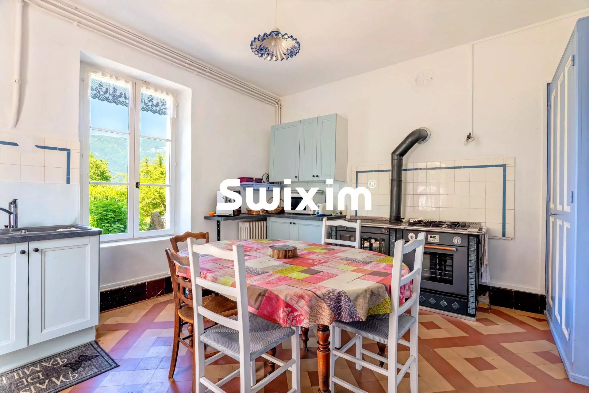 maison 10 Pièces en vente sur Ceyzérieu (01350)