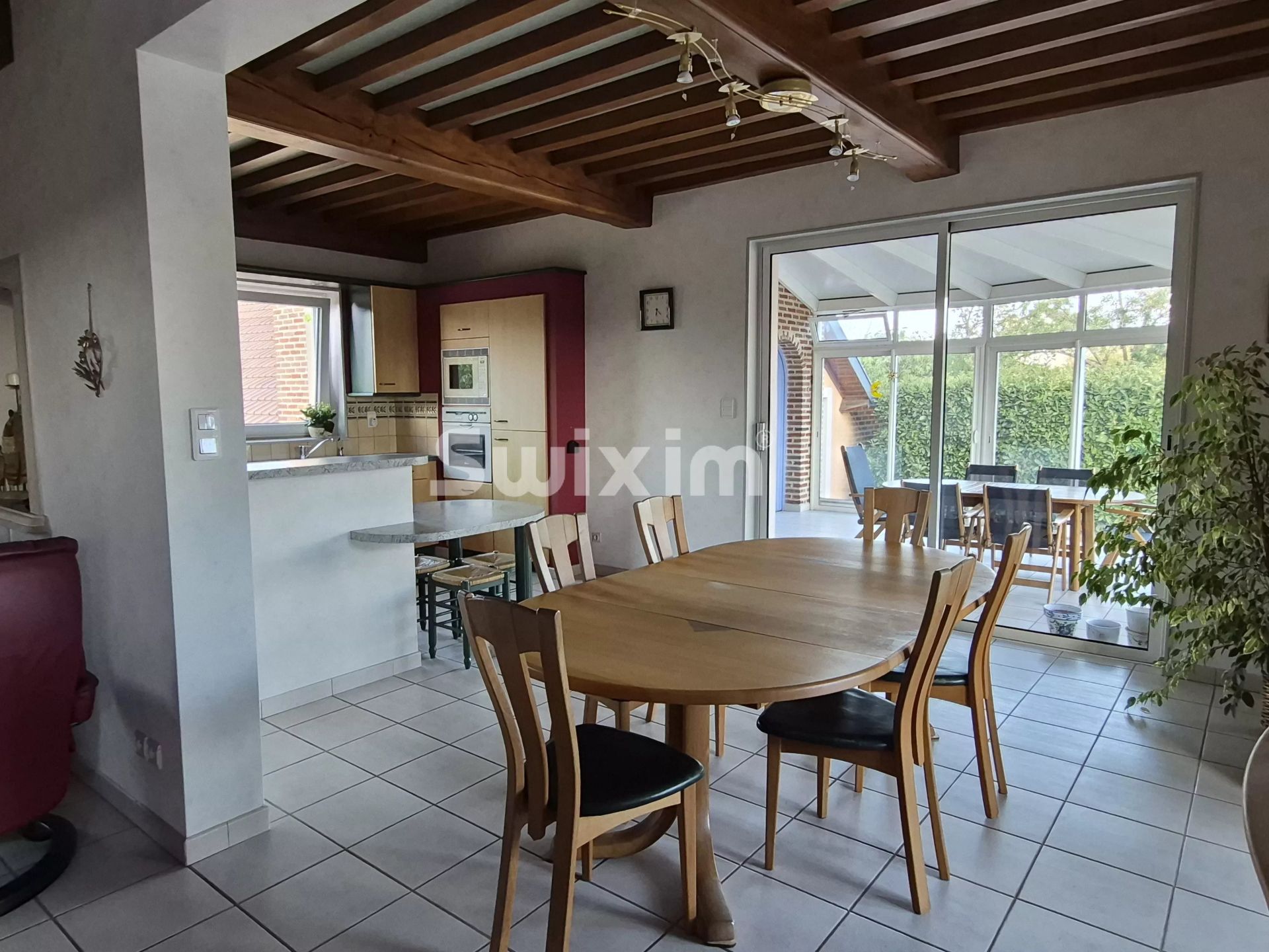 propriété 10 Pièces en vente sur Feillens (01570)