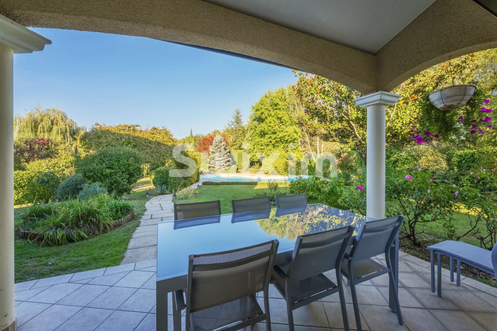 maison 9 Pièces en vente sur Tassin-la-Demi-Lune (69160)