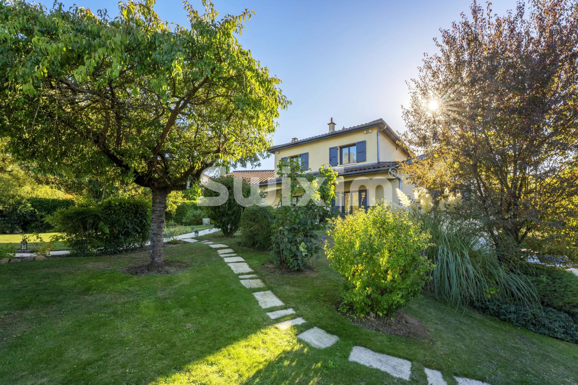 maison 9 Pièces en vente sur Tassin-la-Demi-Lune (69160)