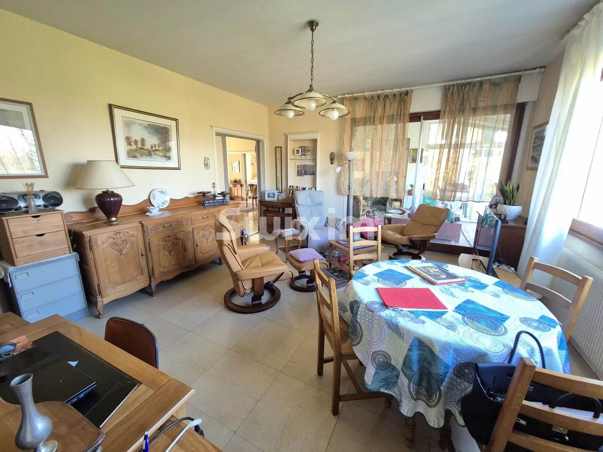 maison 10 Pièces en vente sur Saint-Vit (25410)