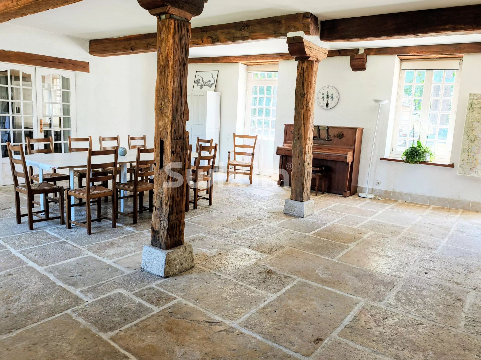 Maison 10 pièces 372 m² · à Beaune · 372 m² · 1 290 000 €