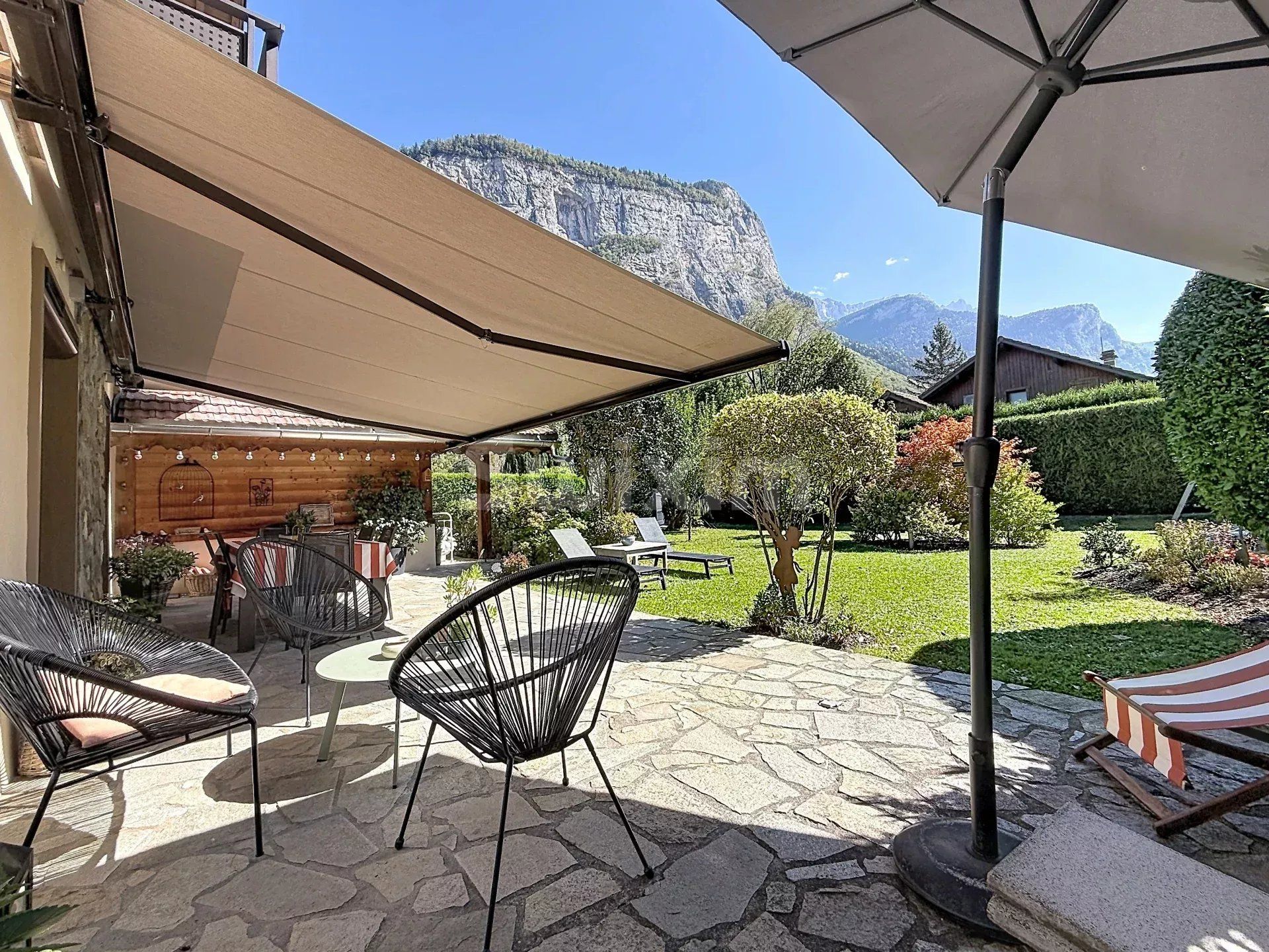 maison 8 Pièces en vente sur Magland (74300)