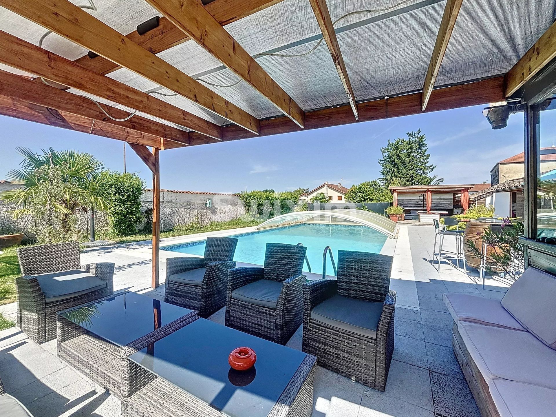 propriété 12 Pièces en vente sur Belleville (69220)