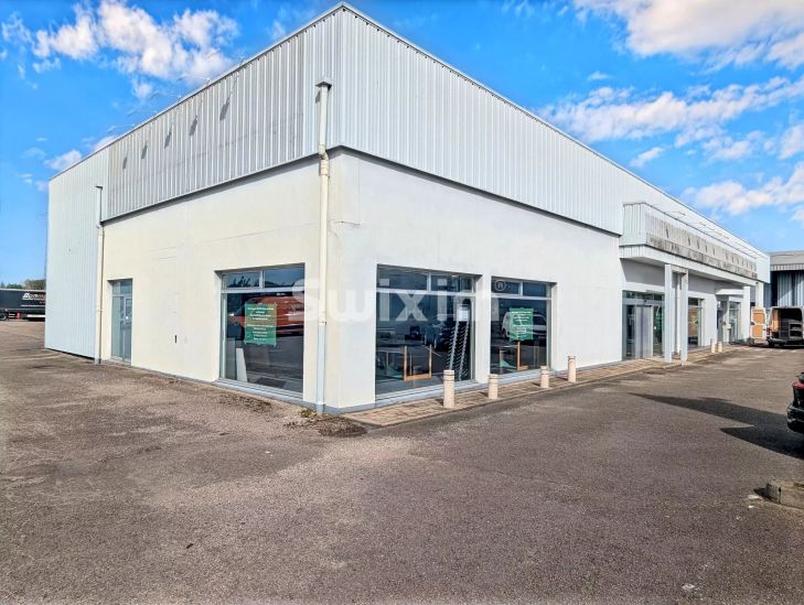 Location Local d'activité Bourg-en-Bresse 7&nbsp;Pièces 740&nbsp;m²