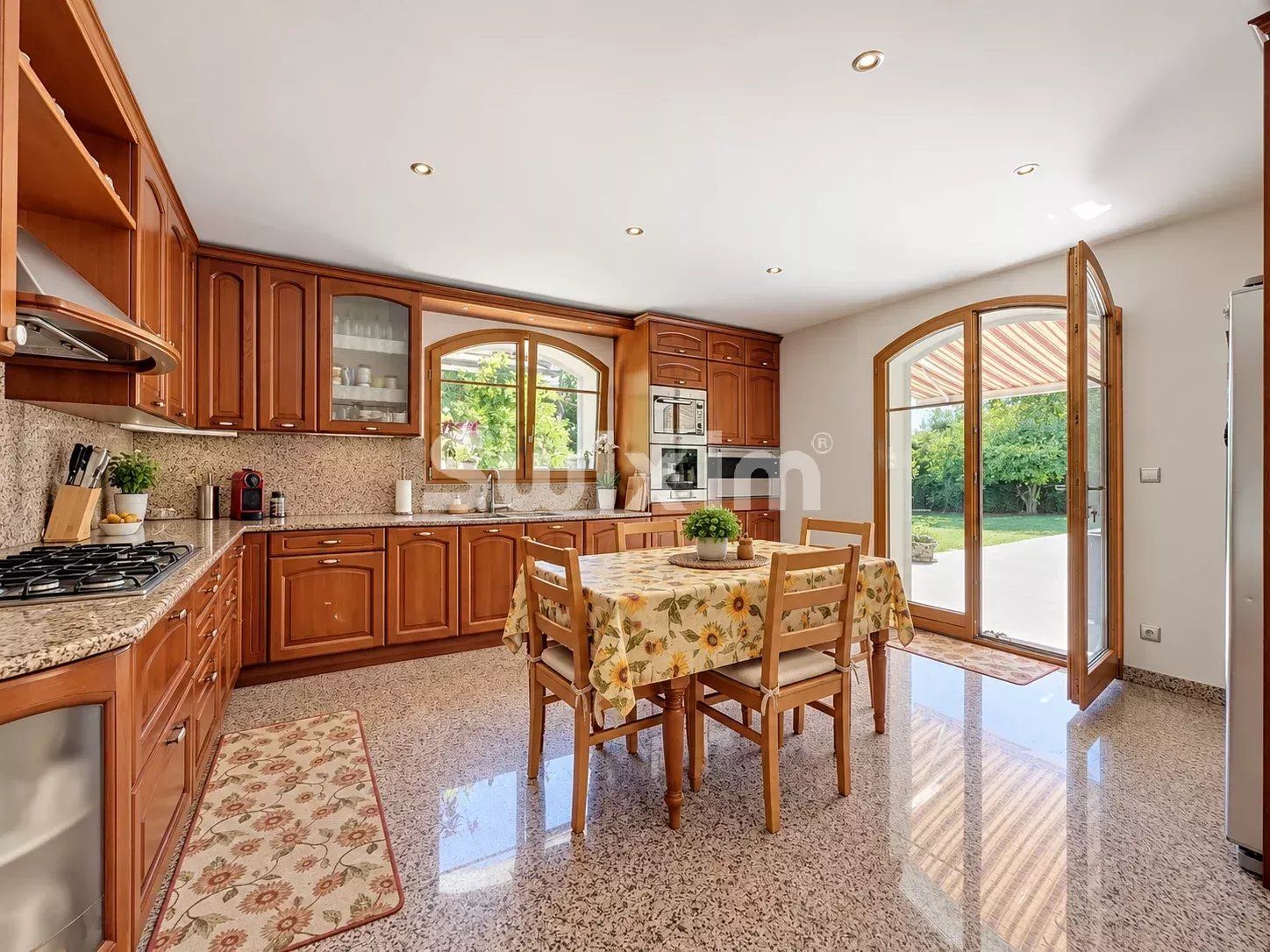 maison 8 Pièces en vente sur Prévessin-Moëns (01280)