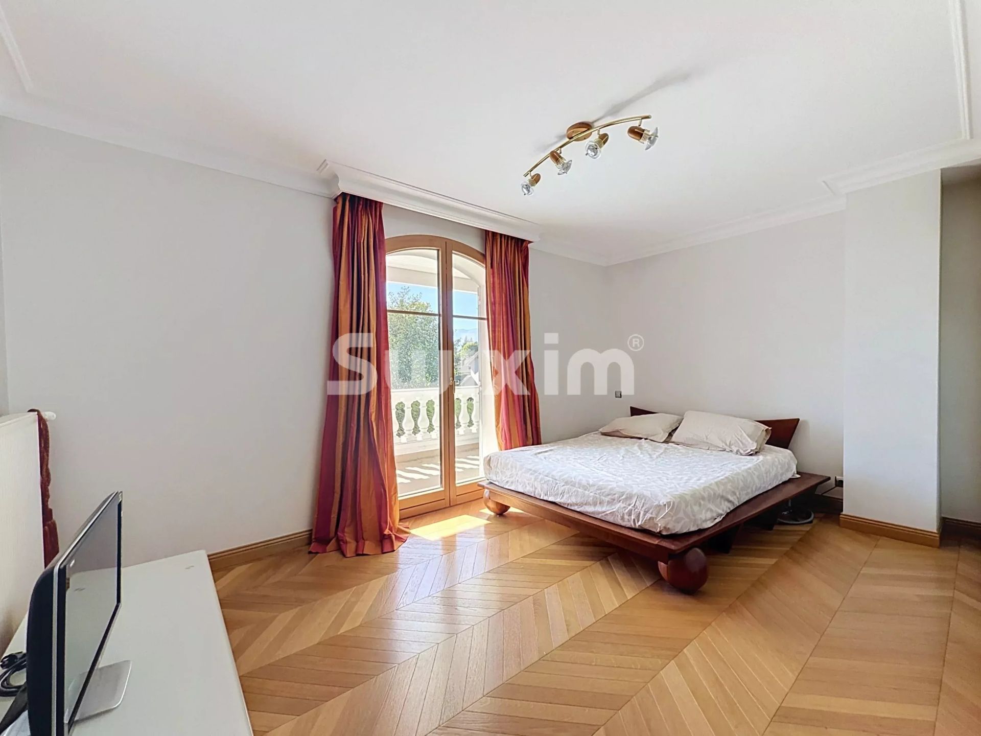 maison 8 Pièces en vente sur Prévessin-Moëns (01280)
