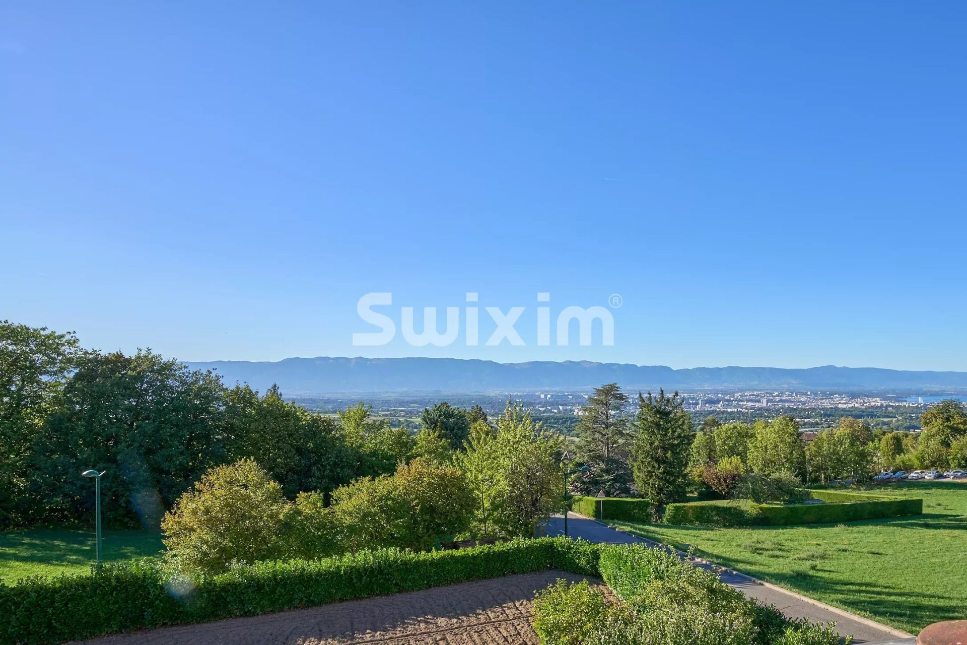 propriété 9 Pièces en vente sur Collonges-sous-Salève (74160)