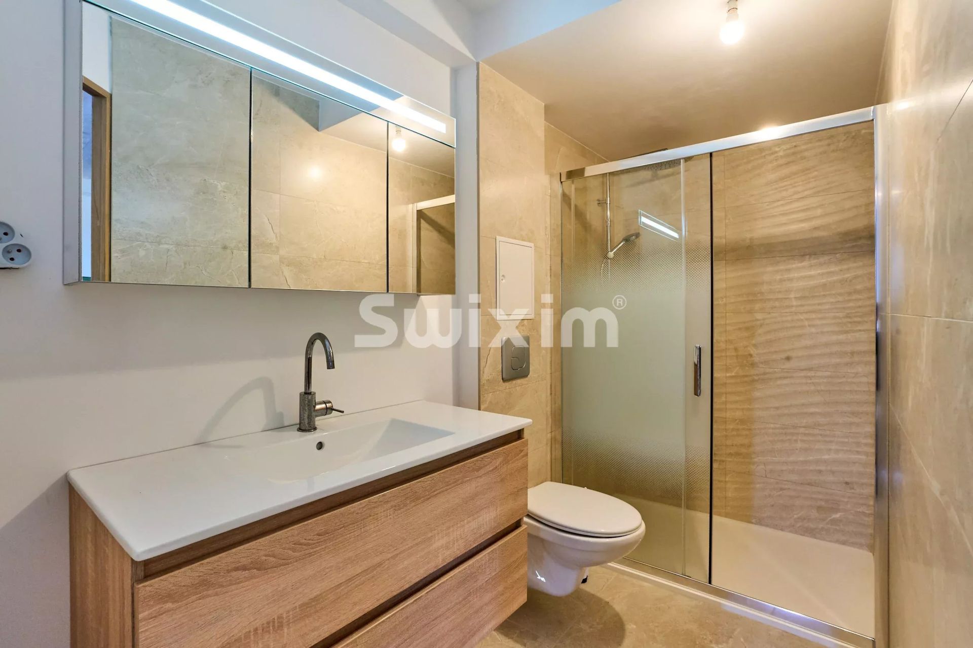 propriété 9 Pièces en vente sur Collonges-sous-Salève (74160)