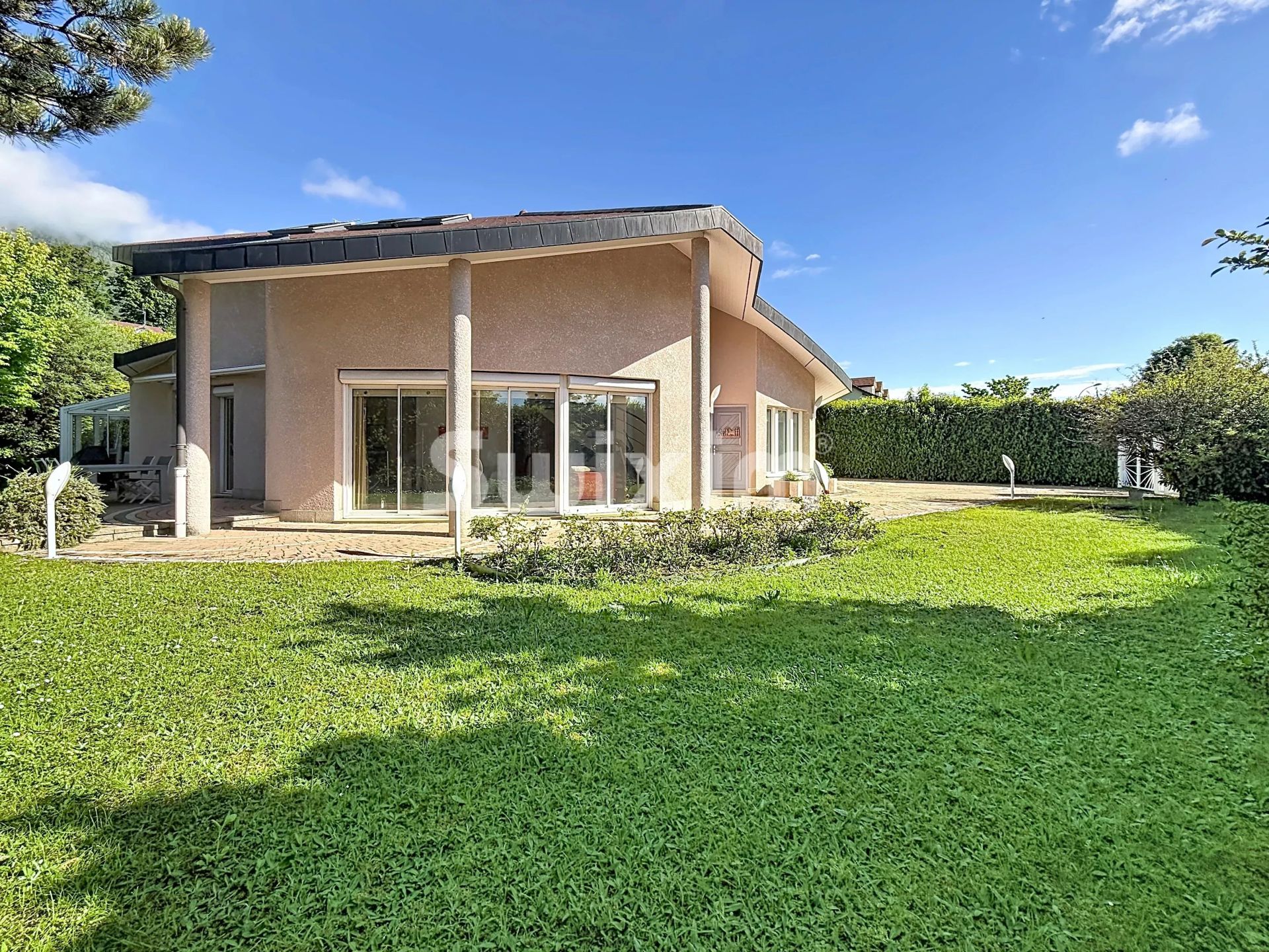 maison 6 Pièces en vente sur Sergy (01630)