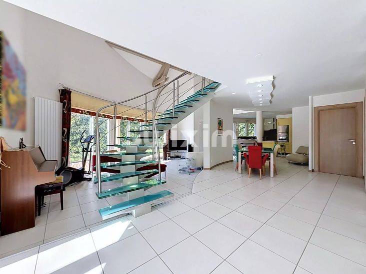 Vente Maison Sergy 6&nbsp;Pièces 202&nbsp;m²