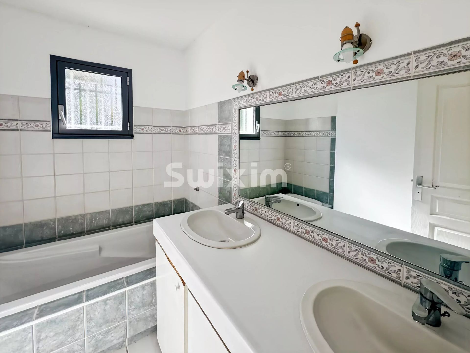 maison 5 Pièces en vente sur Montboucher-sur-Jabron (26740)