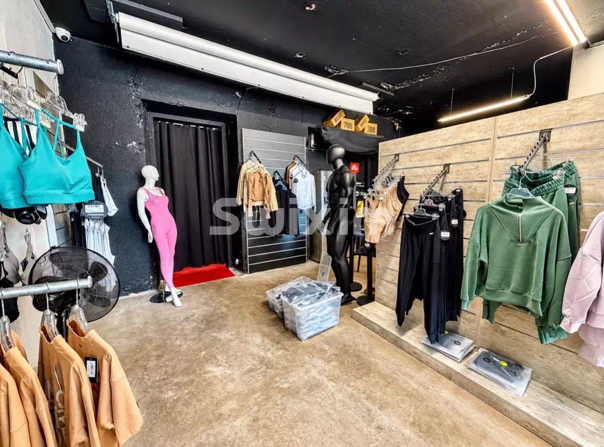 commercial local 1 room for sale on Montreux (1820)