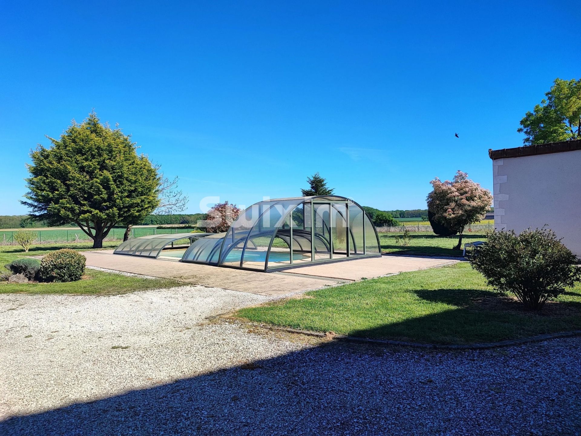 house 5 Rooms for sale on Demigny (71150)