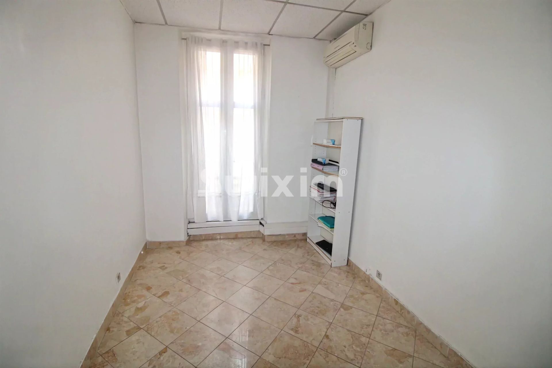 commerce 4 Pièces en vente sur Marseille 1er (13001)