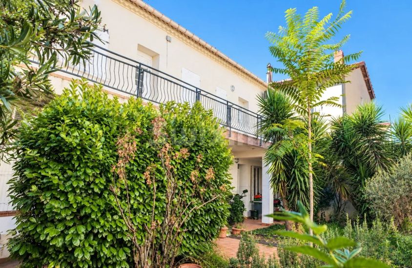 Vente Appartement Nîmes 1&nbsp;pièce 37&nbsp;m²
