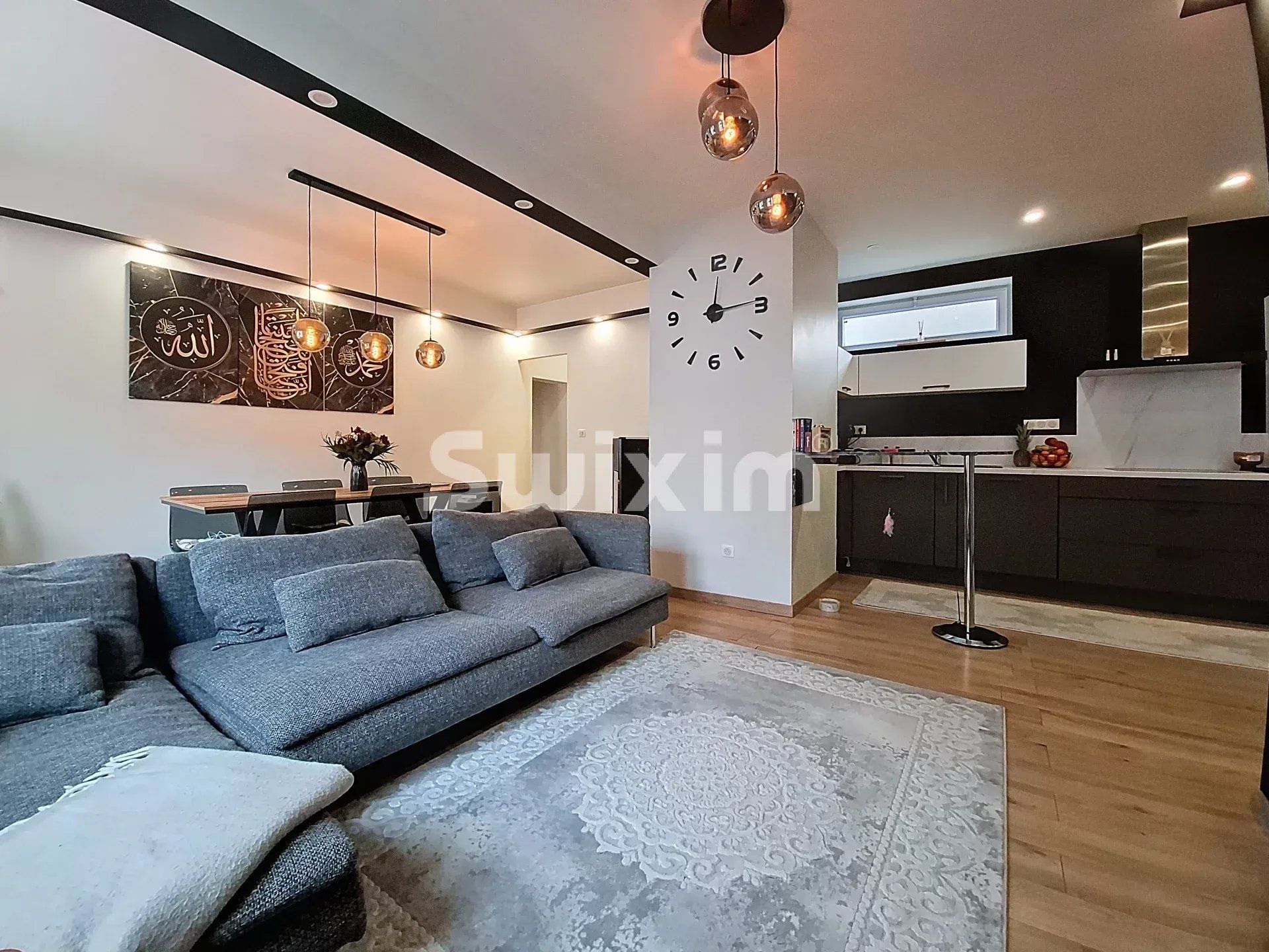 casa 5 Salas en venta en Saint-Germain-de-Joux (01130)