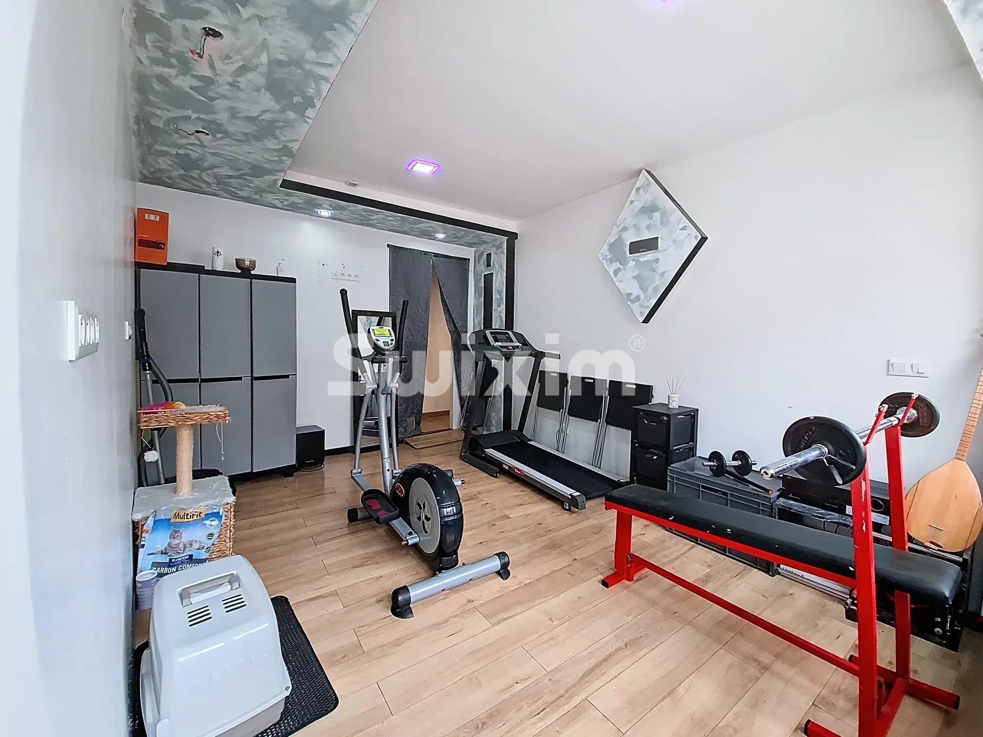 casa 5 Salas en venta en Saint-Germain-de-Joux (01130)