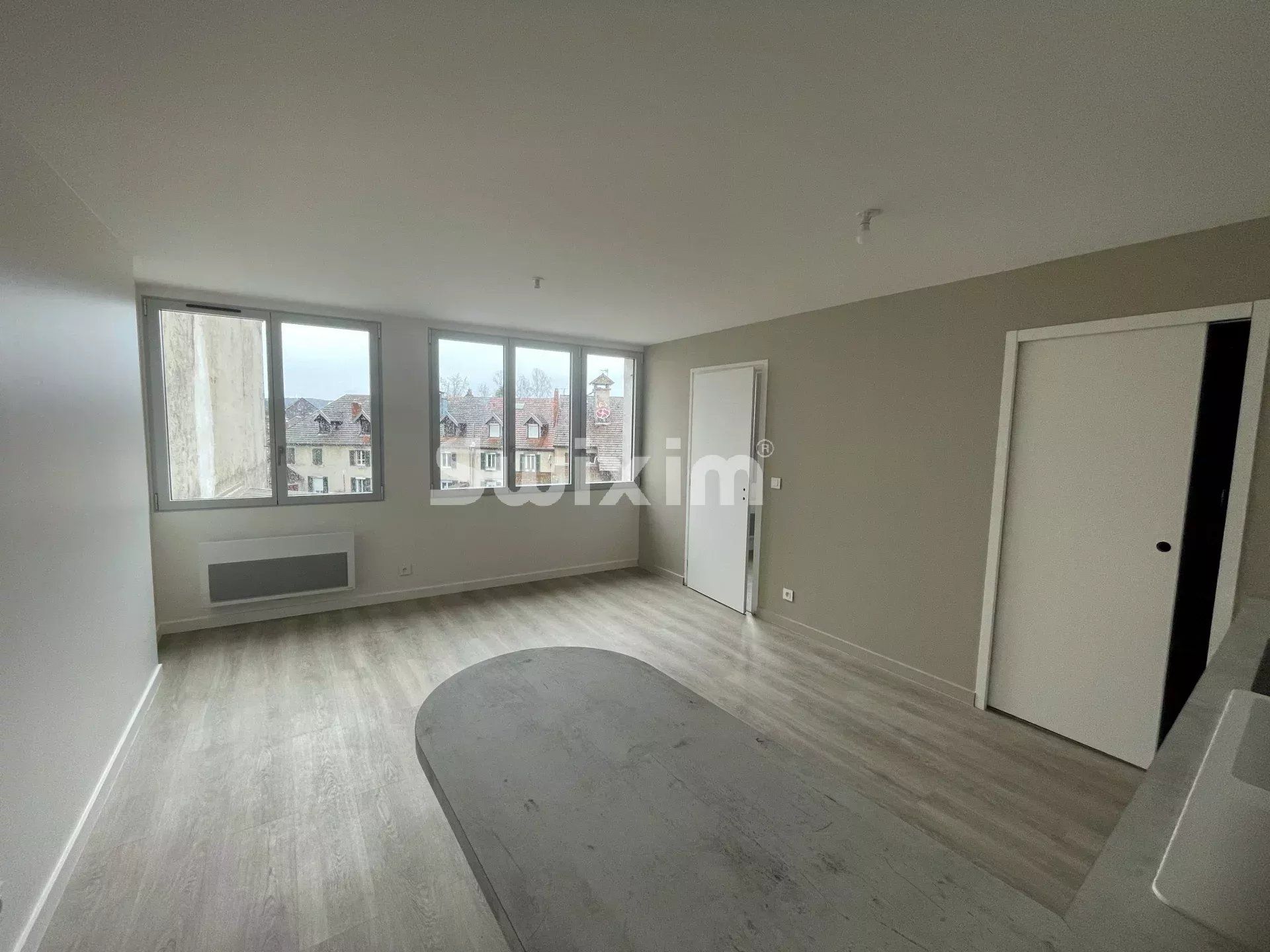 apartment 4 Rooms for rent on Champagnole (39300)