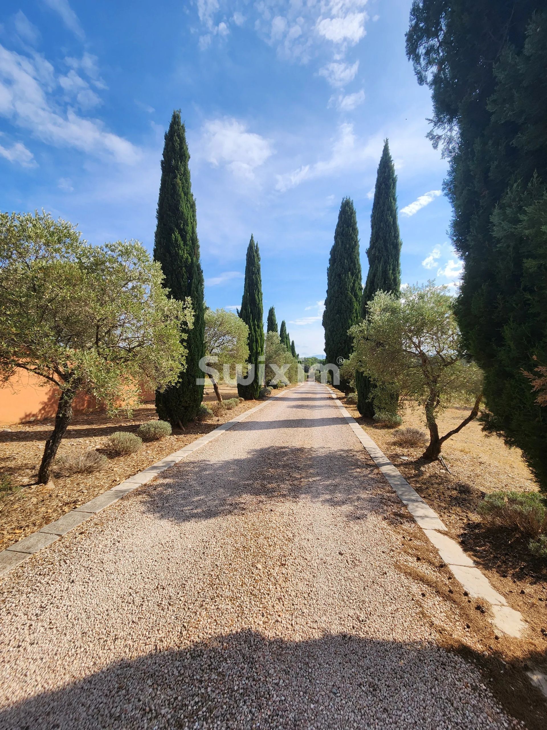 bastide 8 Pièces en vente sur Les Arcs (83460)