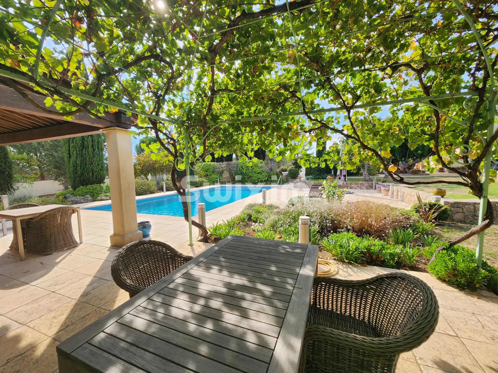 bastide 8 Pièces en vente sur Les Arcs (83460)