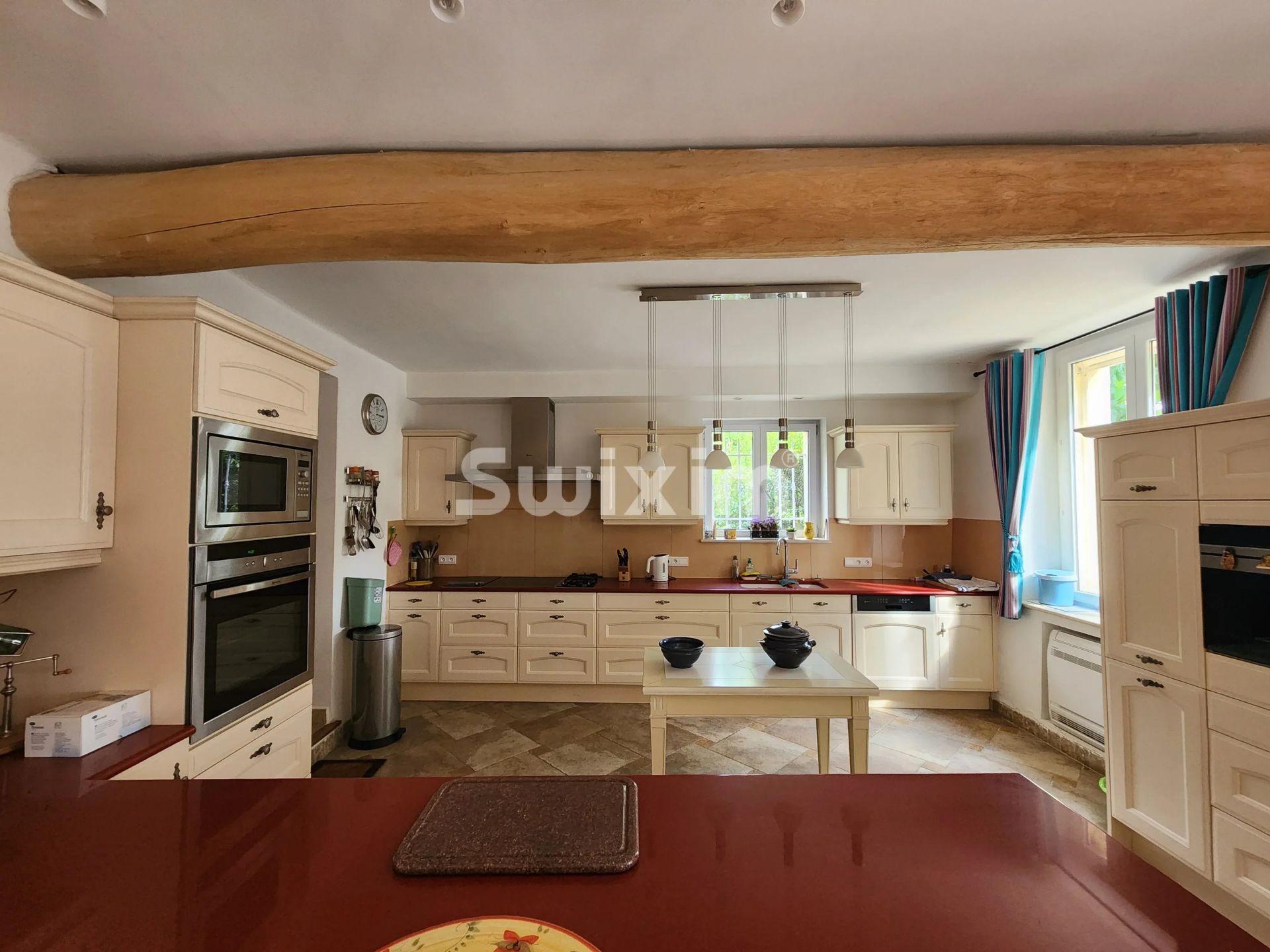 bastide 8 Pièces en vente sur Les Arcs (83460)