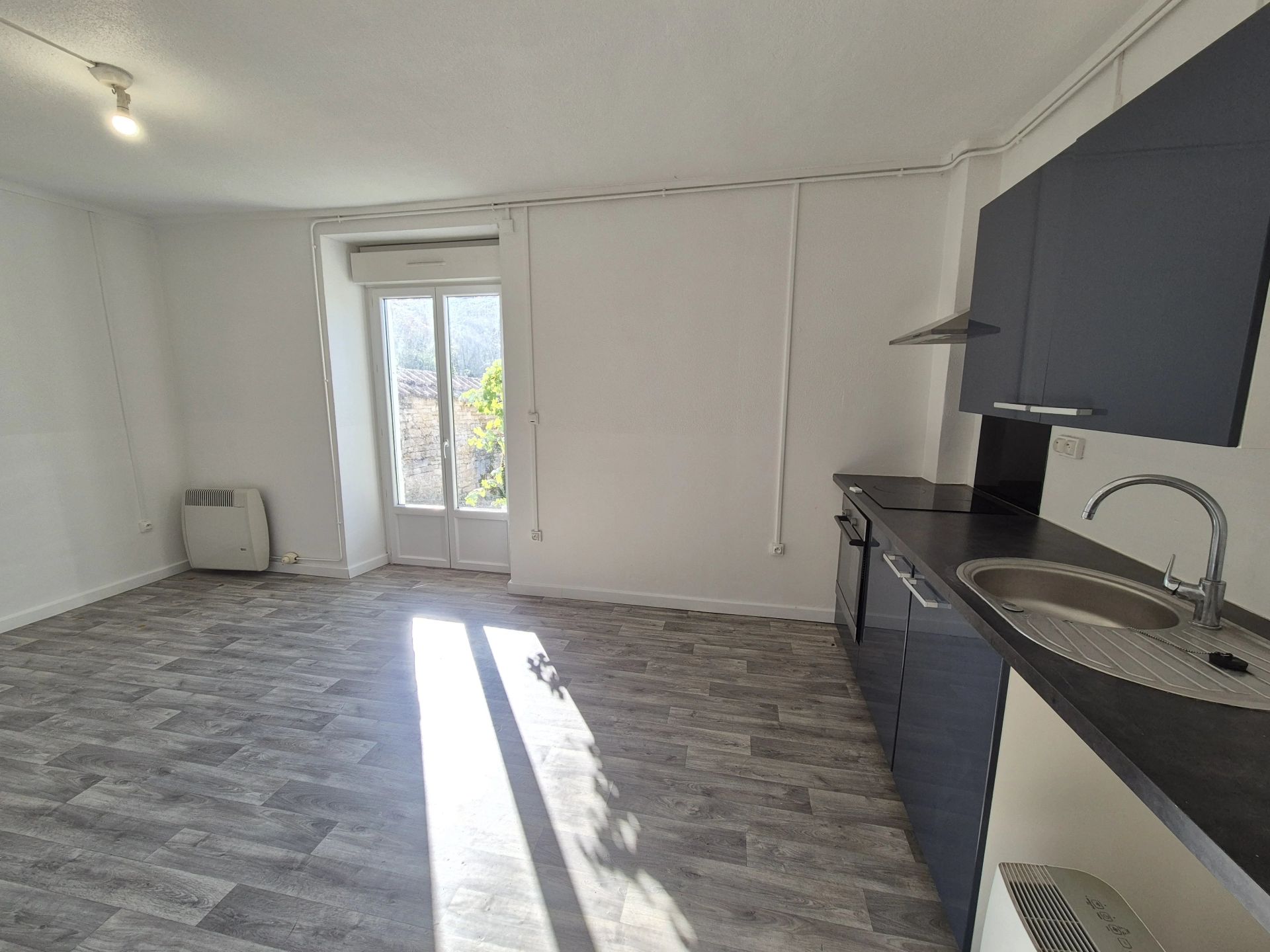 immeuble 15 Pièces en vente sur Orchamps (39700)