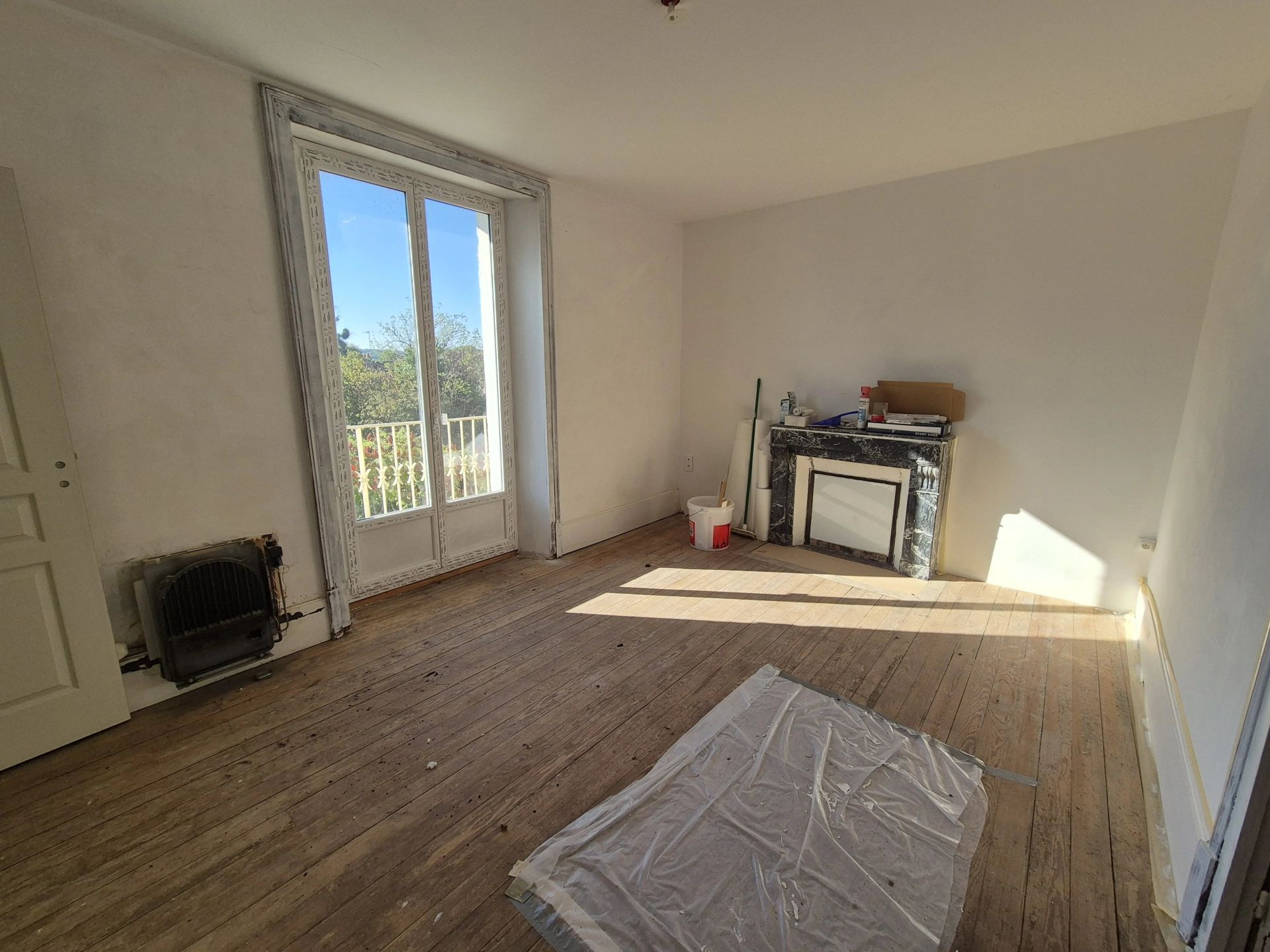 immeuble 15 Pièces en vente sur Orchamps (39700)