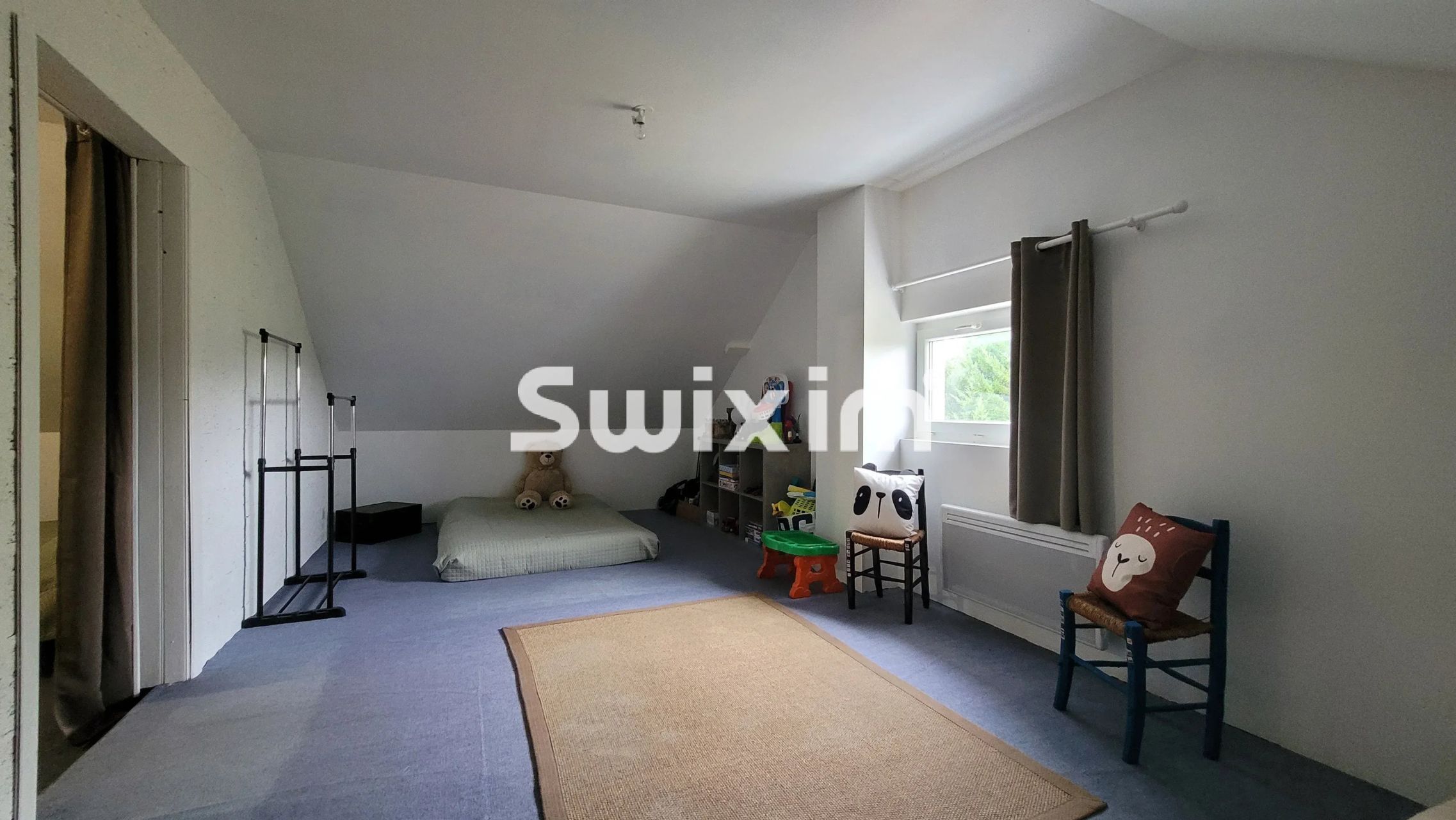 house 10 Rooms for sale on Louhans (71500)
