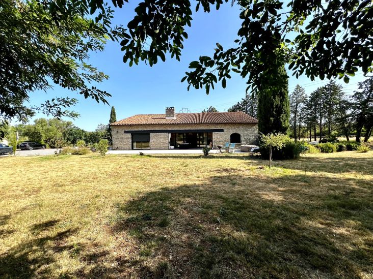 Vente Propriété Balaruc-le-Vieux 4&nbsp;Pièces 190&nbsp;m²