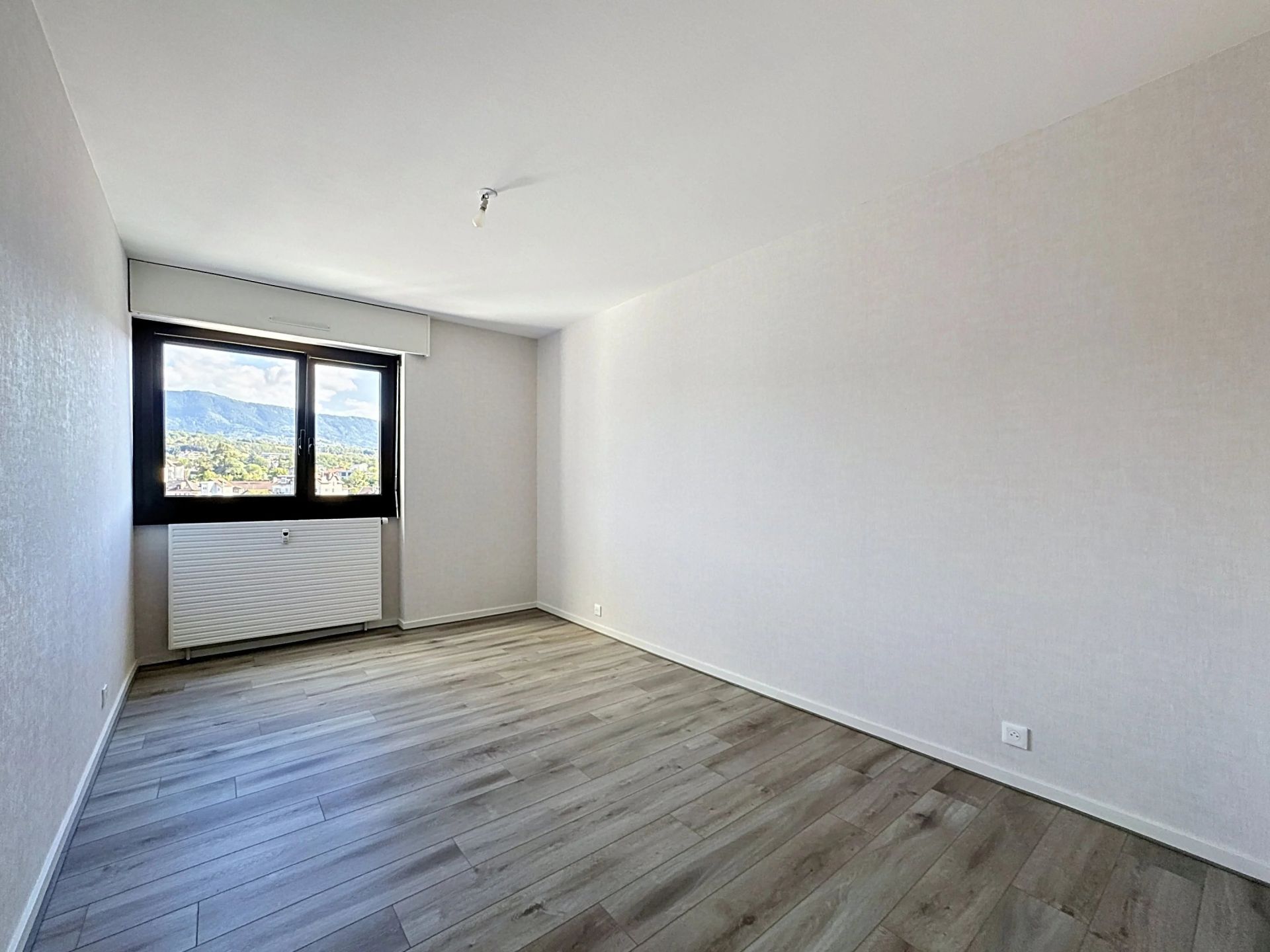 Appartement 4 pièces 84 m² · à Thonon-les-Bains · 84 m² · 1 500 €/mois