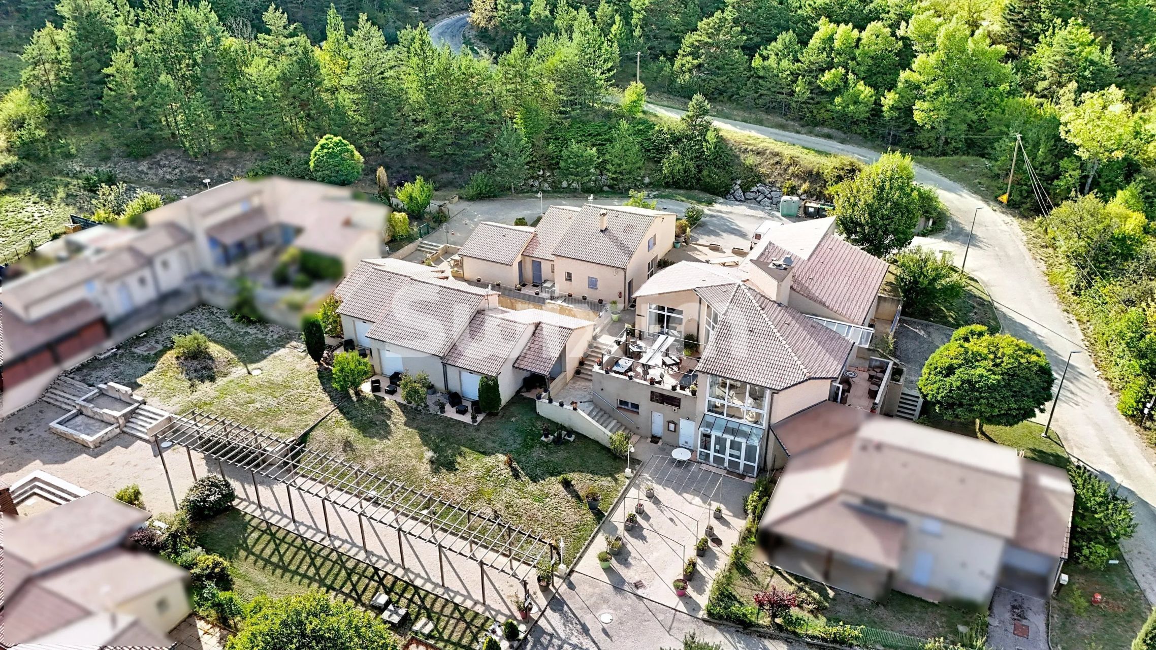 maison 18 Pièces en vente sur Séderon (26560)