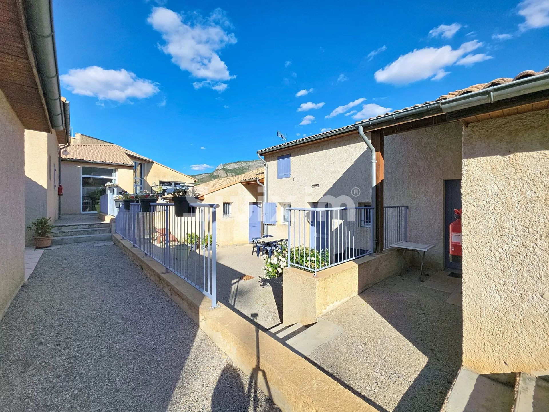 maison 18 Pièces en vente sur Séderon (26560)
