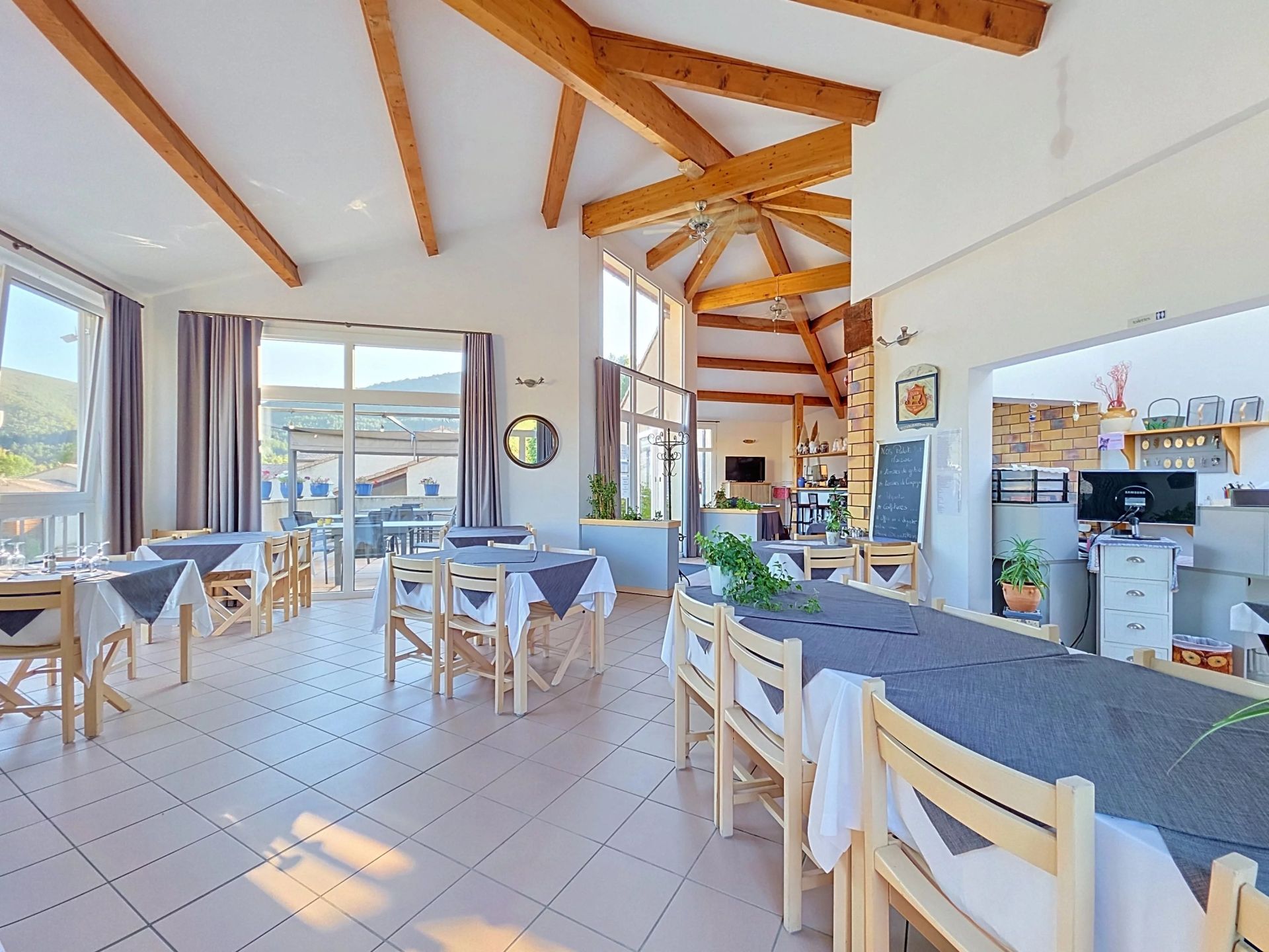 maison 18 Pièces en vente sur Séderon (26560)