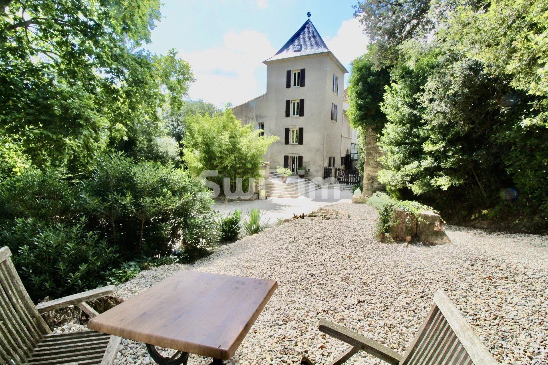 propriété 11 Pièces en vente sur Pézenas (34120)