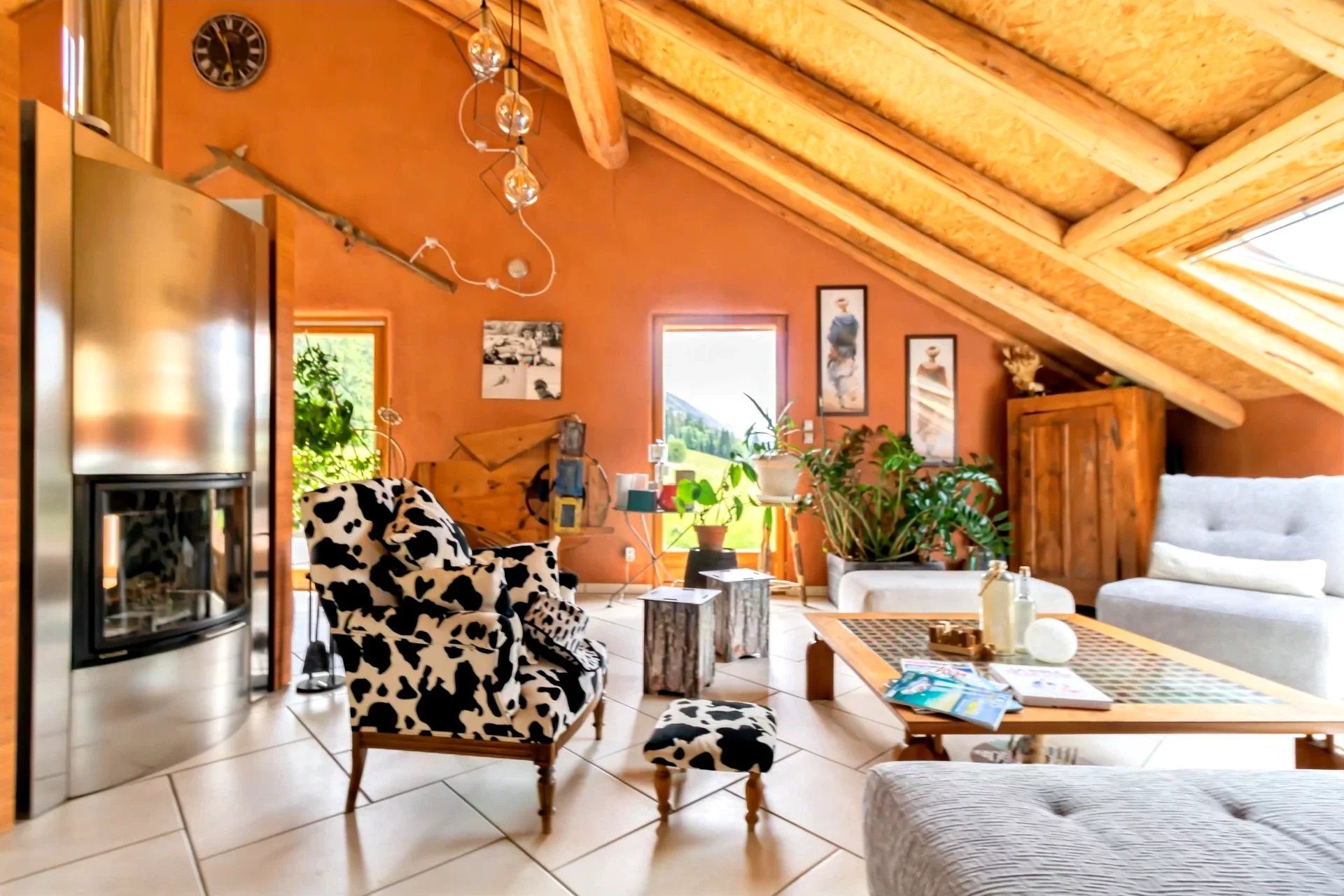 maison 7 Pièces en vente sur Mijoux (01170)