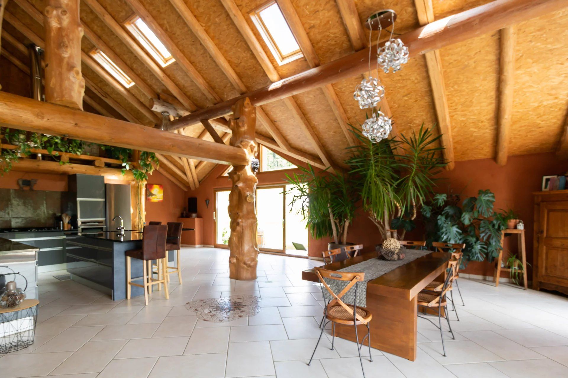 maison 7 Pièces en vente sur Mijoux (01170)