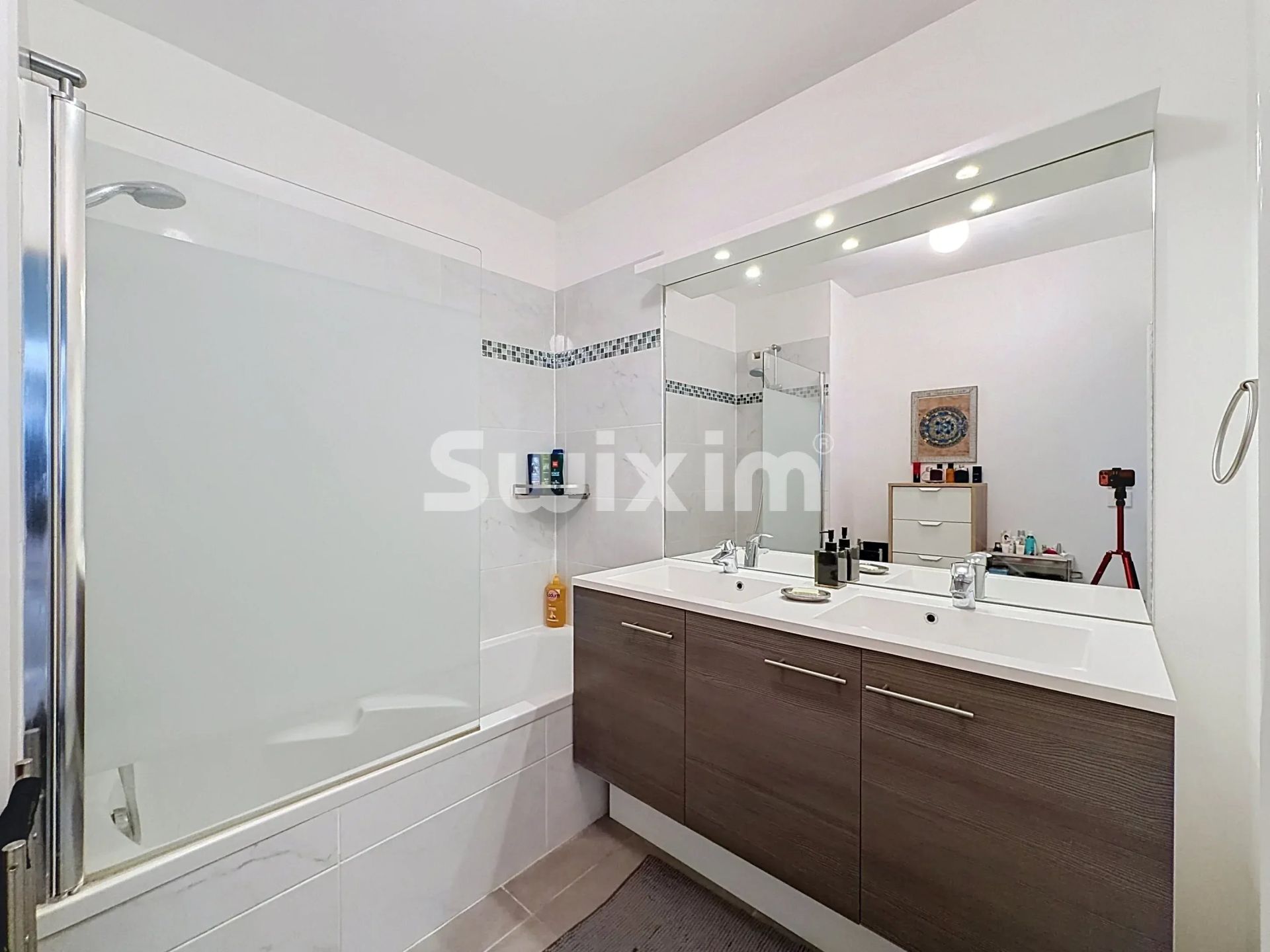 apartamento 3 Salas en venta en Ferney-Voltaire (01210)