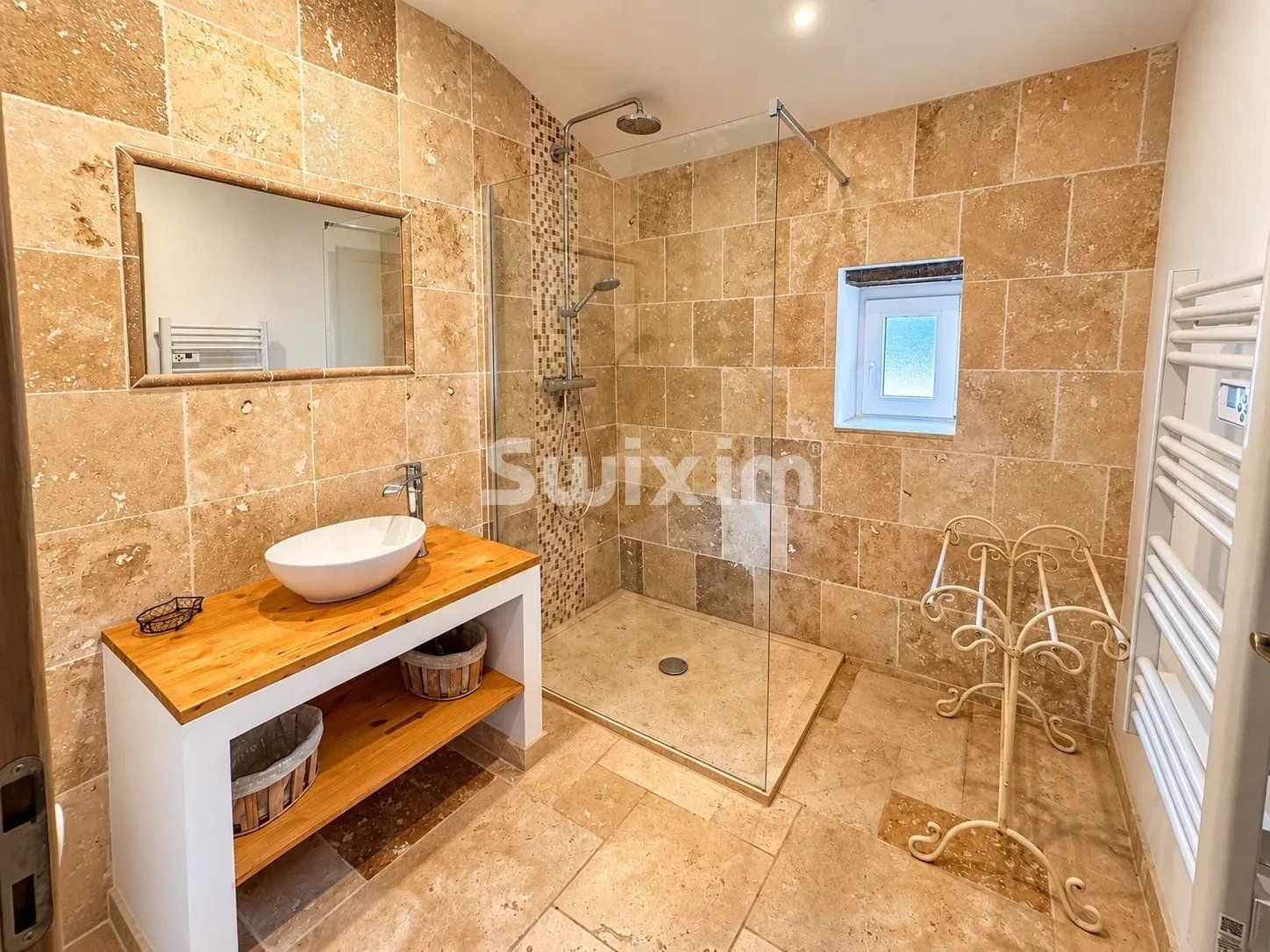 mas 15 Rooms for sale on Grignan (26230)