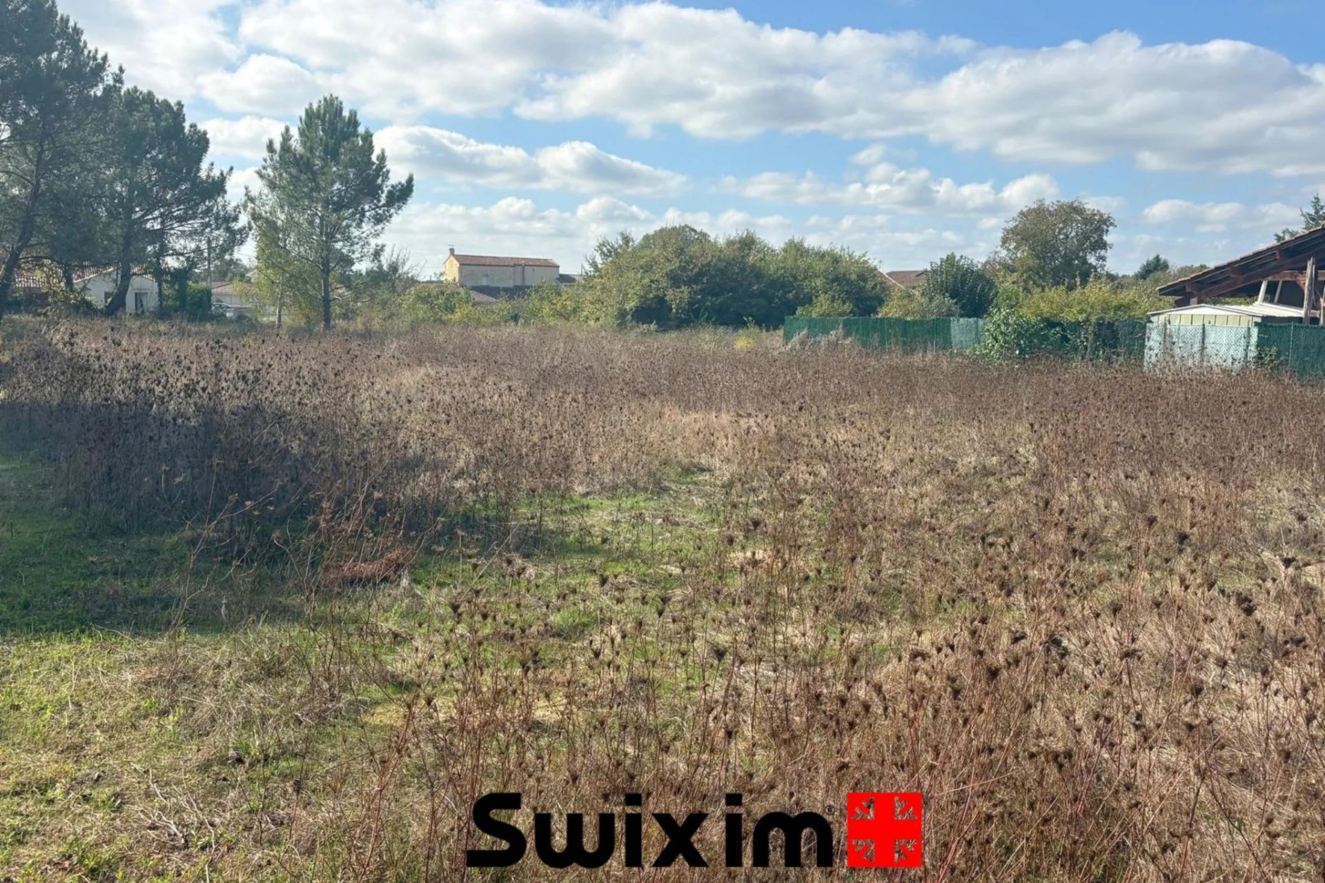 land for sale on Le Taillan-Médoc (33320)