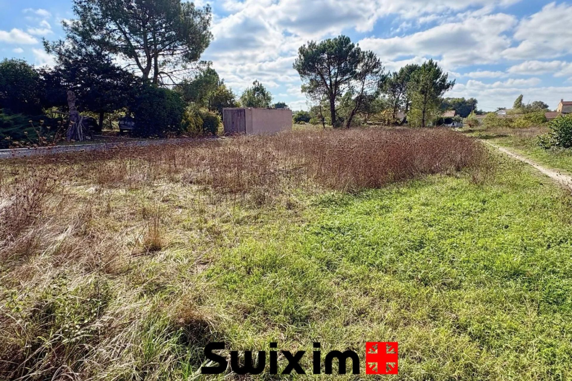 land for sale on Le Taillan-Médoc (33320)